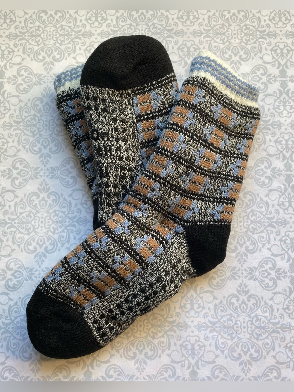 NWT Merrell Heavyweight Double-Layered Brushed Plush Sherpa Slipper Socks